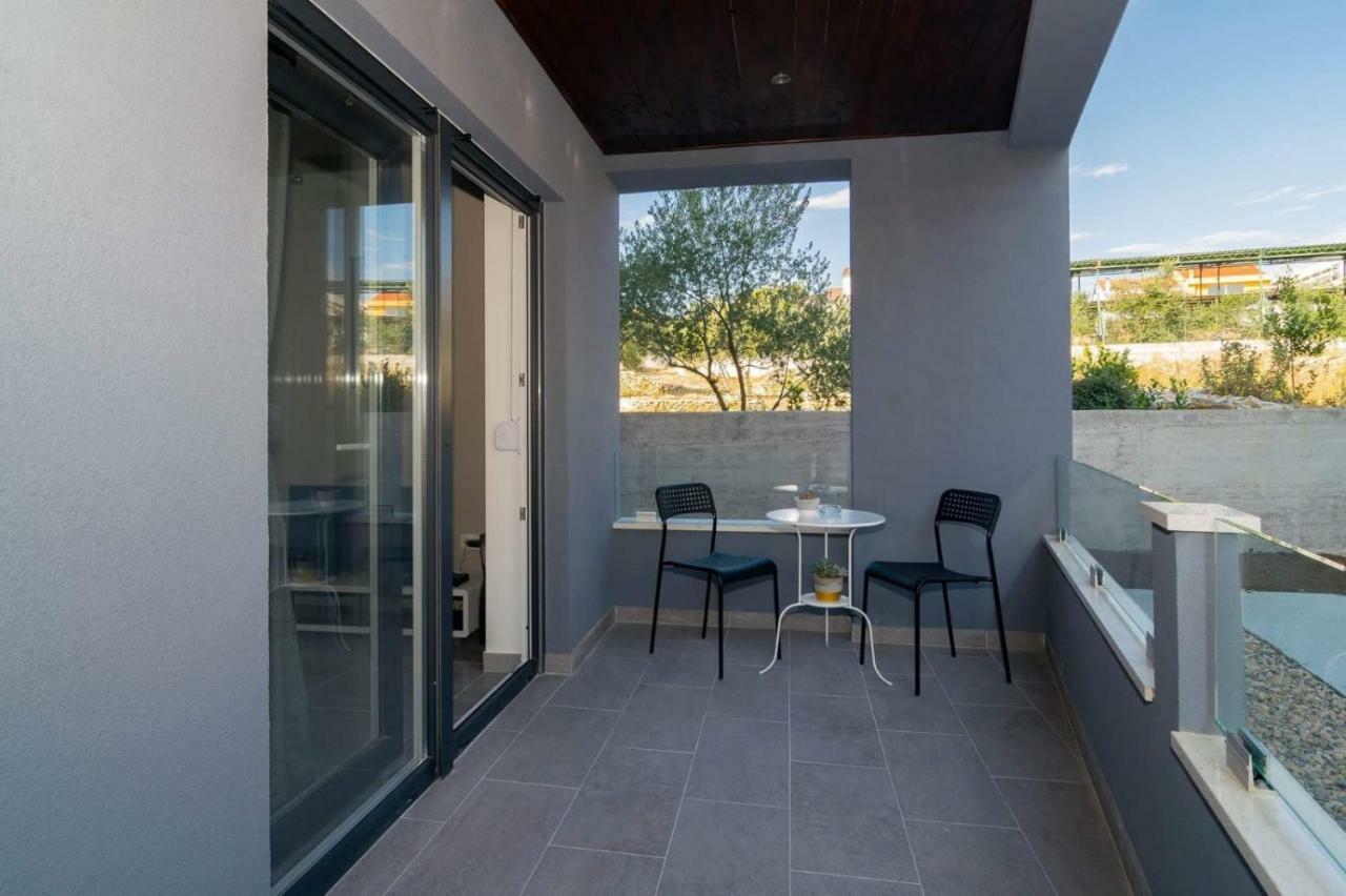 Apartmani Marinovic ซาดาร์ ภายนอก รูปภาพ